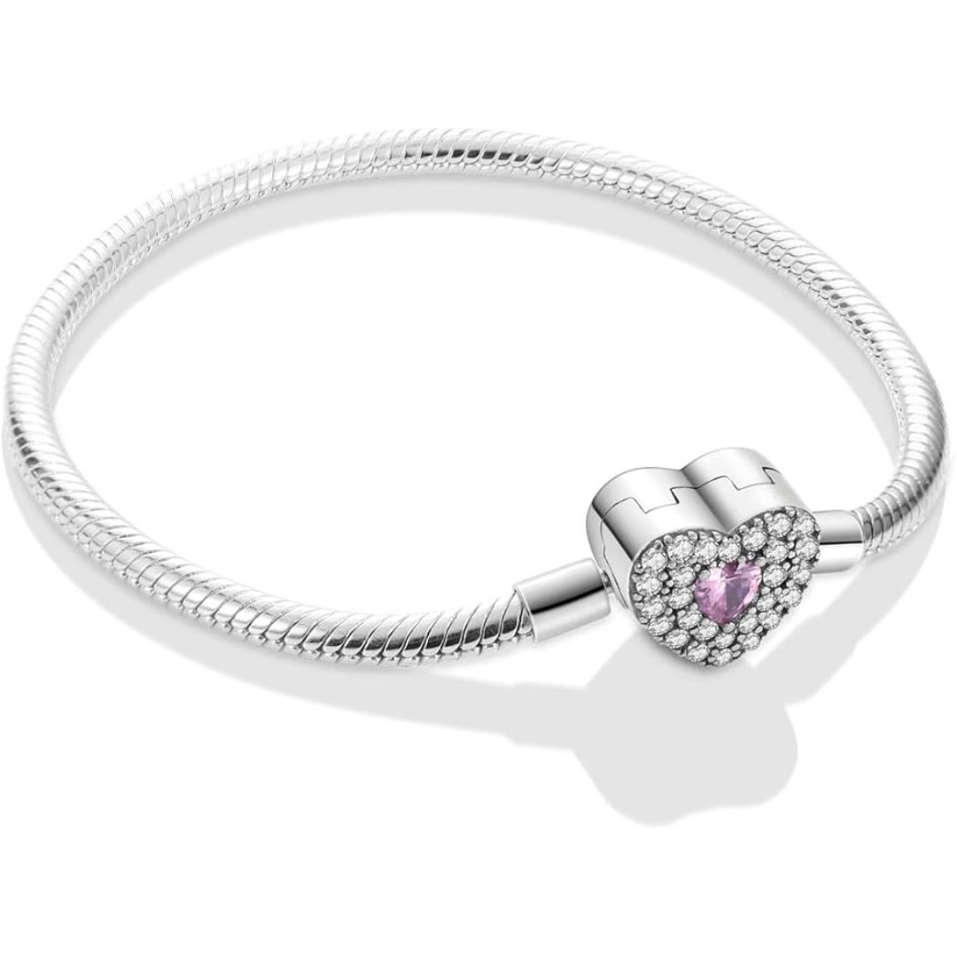 Pulsera con broche de corazón plateado