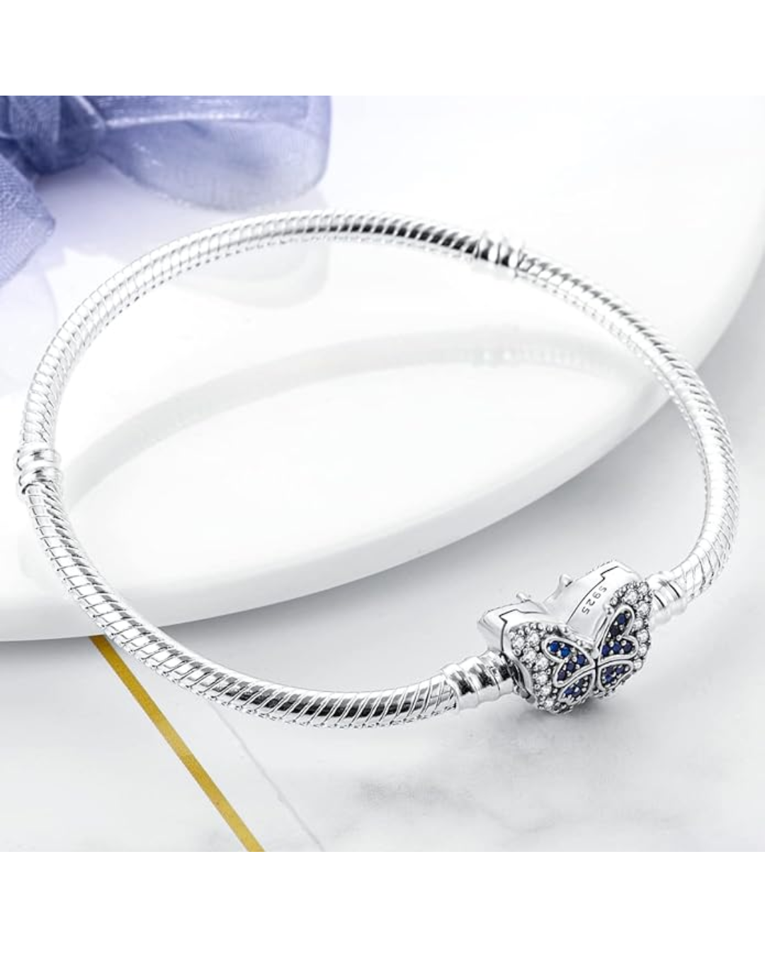 Pulsera con Broche de Mariposa
