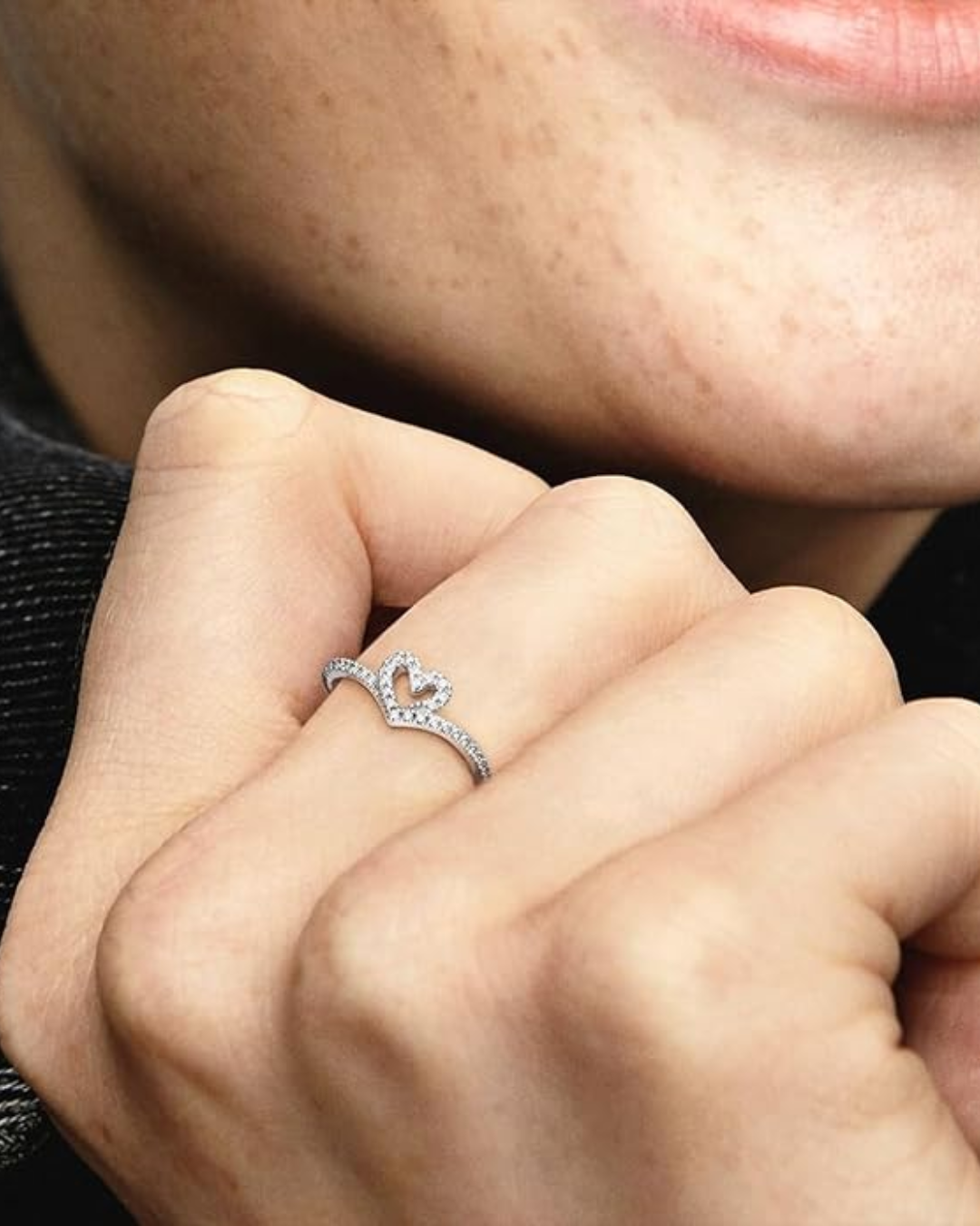 Anillo Corona de Corazón